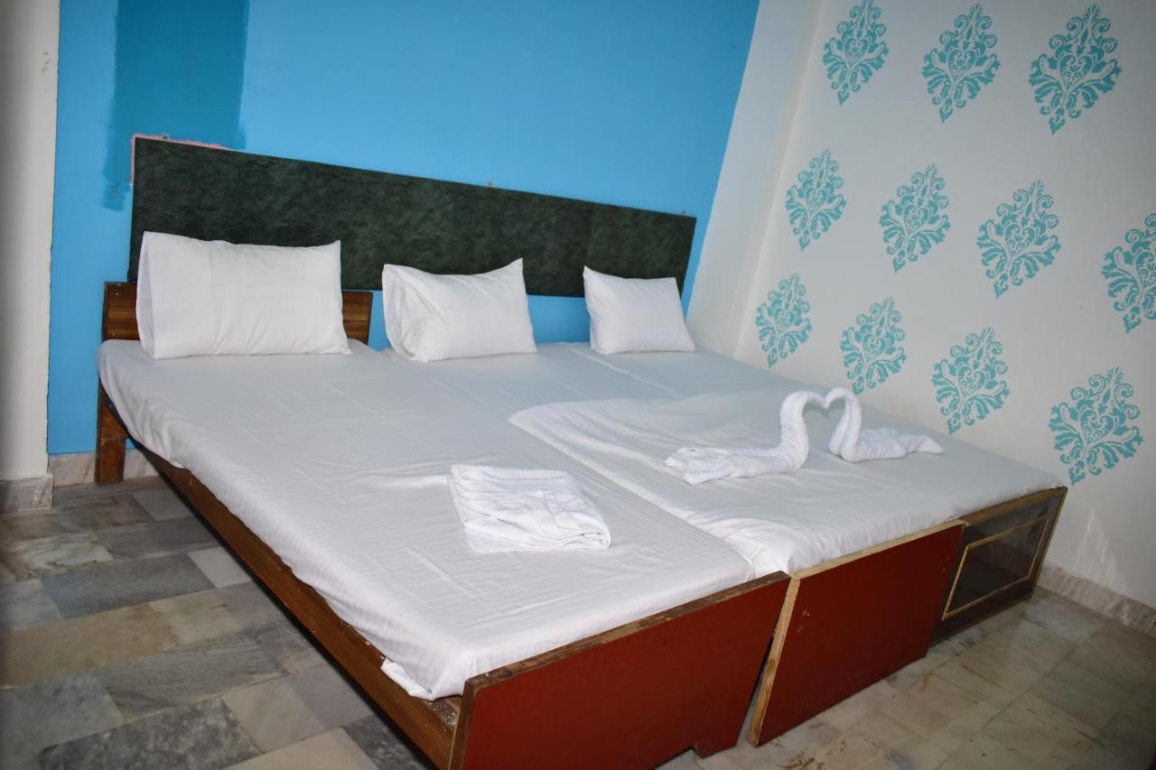 Sandhya Guest House Varanasi Near Ganga River المظهر الخارجي الصورة